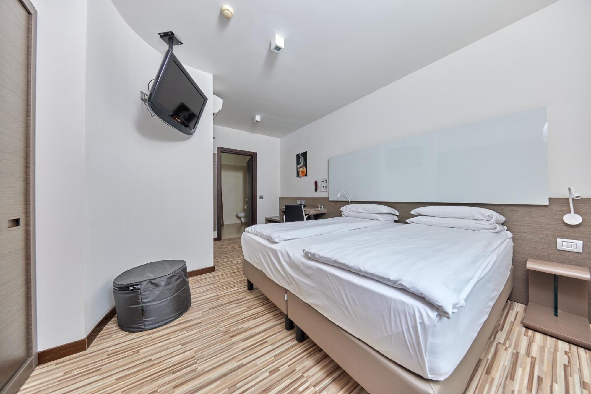 Residence Hotel Vacanze 2000 - Adults Only Malcesine Zimmer foto