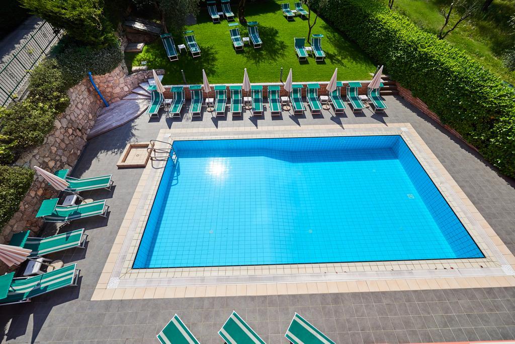 Residence Hotel Vacanze 2000 - Adults Only Malcesine Exterior foto
